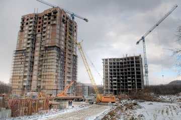 Как, кто и на основании чего признает дом аварийным?