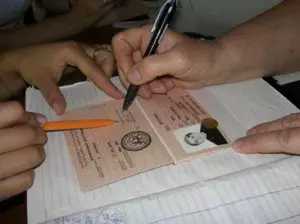 Какие документы нужны для прописки в квартиру собственнику и его родным