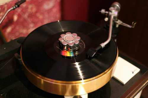 Какое поведение шумных соседей является нарушением