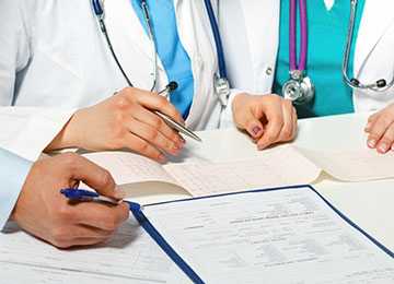 Куда пожаловаться, если в группе отказали?