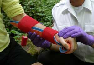 Первая помощь