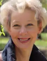 Лебедева Елена
